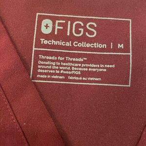 Figs maroon jogger scrubs